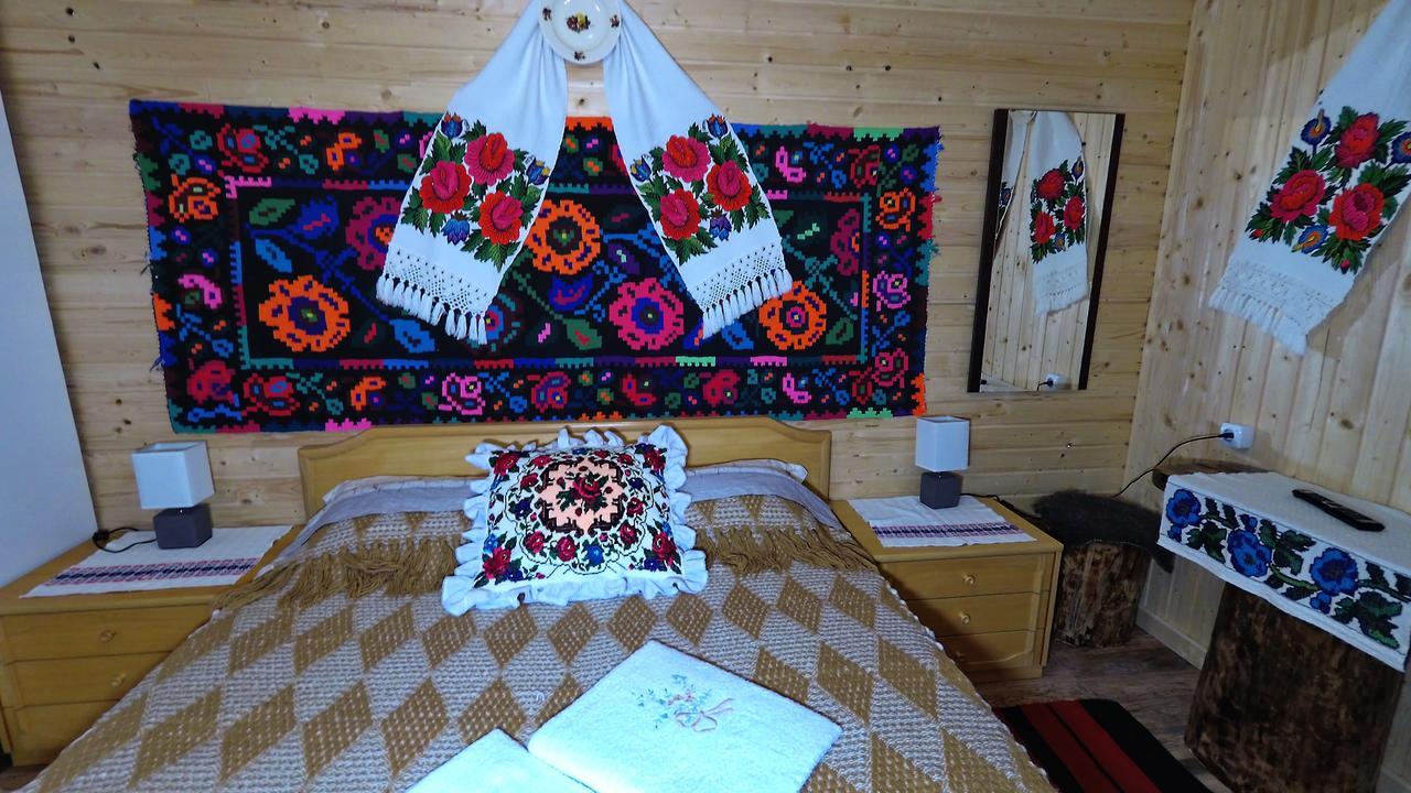 Pensiunea Lore&Sara Satu Sugatag Zewnętrze zdjęcie